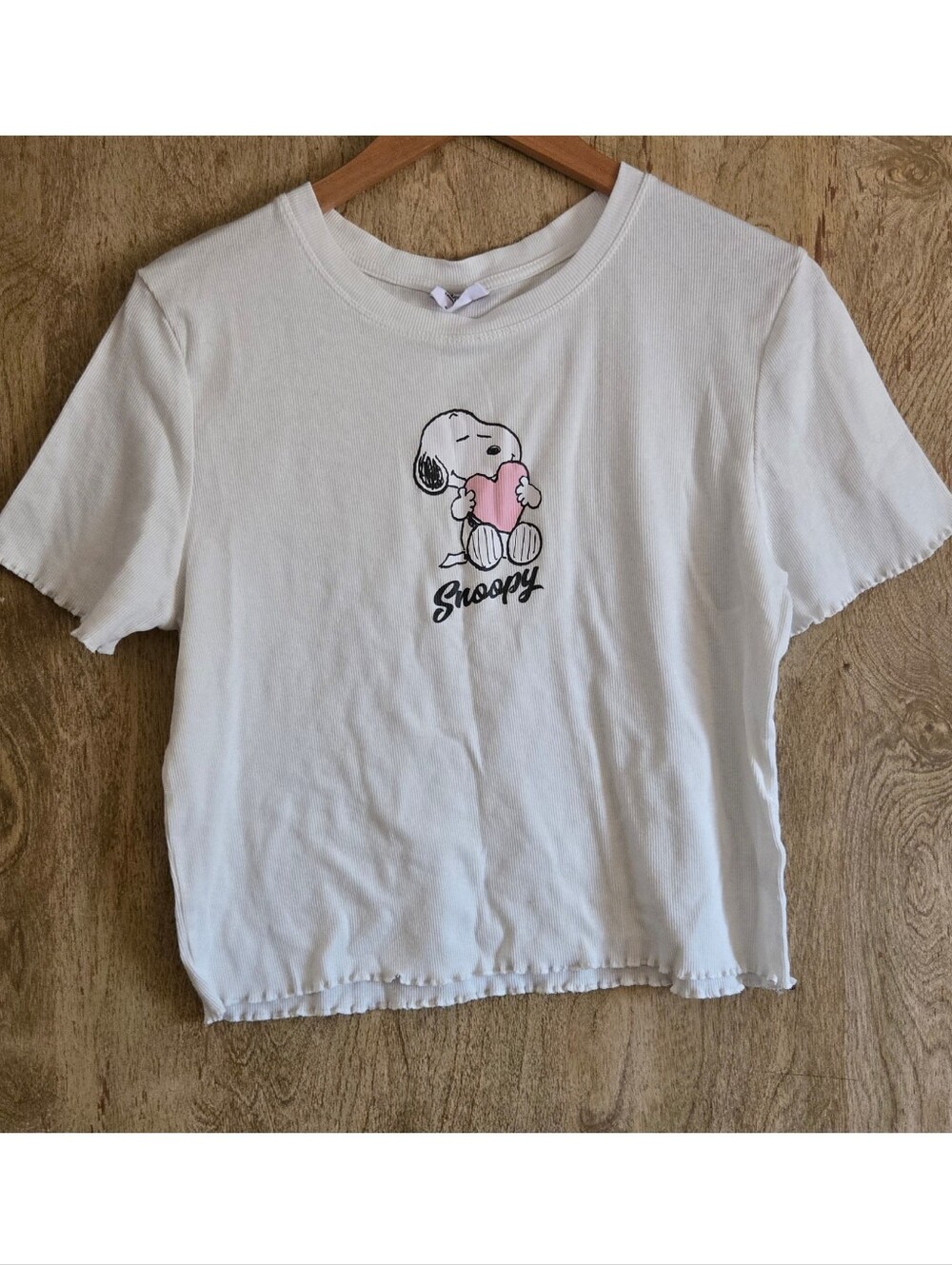Peanuts Snoopy Heart Hug Ribbed Tee